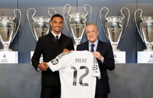 Trent Alexander-Arnold ra mắt Real Madrid bằng tiếng Tây Ban Nha