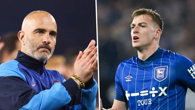 Người Hâm Mộ Chelsea Ưu Tiên Victor Osimhen Hơn Liam Delap